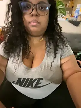EbonyGoddessKira online show from January 2, 2025, 9:50 pm