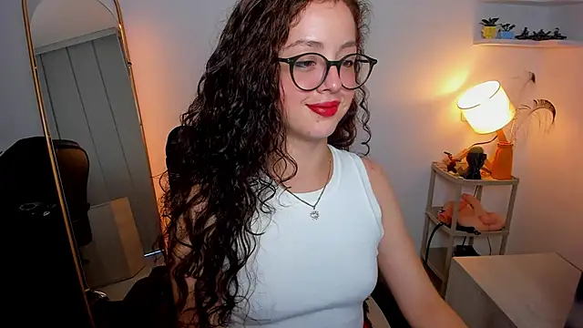 Cassandra Caiin online show from September 23, 2025, 10:46 pm