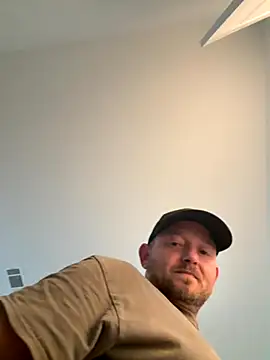 Snapshot of smokeymt420 chatting on September 27, 2025, 11:21 pm smokeymt420 online show from September 27, 2025, 11:21 pm