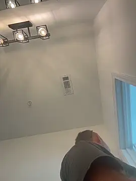 Snapshot of smokeymt420 chatting on October 2, 2025, 7:10 pm smokeymt420 online show from October 2, 2025, 7:10 pm