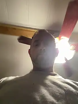 Snapshot of smokeymt420 chatting on October 31, 2025, 4:46 am smokeymt420 online show from October 31, 2025, 4:46 am