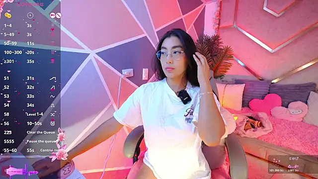 shanon- online show from June 24, 2026, 4:55 am