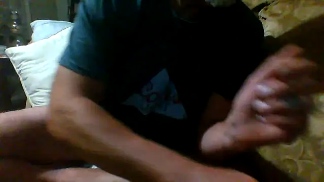 Snapshot of Yankeedave420 chatting on December 6, 2024, 5:20 am Yankeedave420 online show from December 6, 2024, 5:20 am
