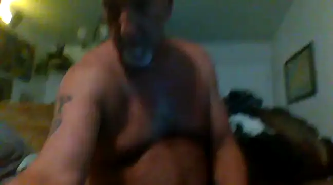 Snapshot of Yankeedave420 chatting on December 16, 2024, 5:49 am Yankeedave420 online show from December 16, 2024, 5:49 am