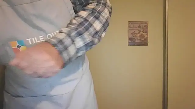 Snapshot of Yankeedave420 chatting on November 16, 2025, 7:08 pm Yankeedave420 online show from November 16, 2025, 7:08 pm