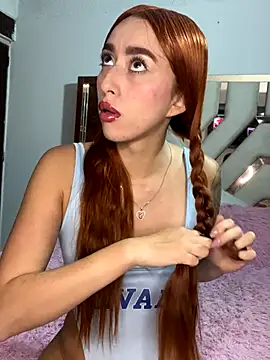 Snapshot of Im_sarah chatting on October 2, 2025, 10:33 am Im sarah online show from October 2, 2025, 10:33 am