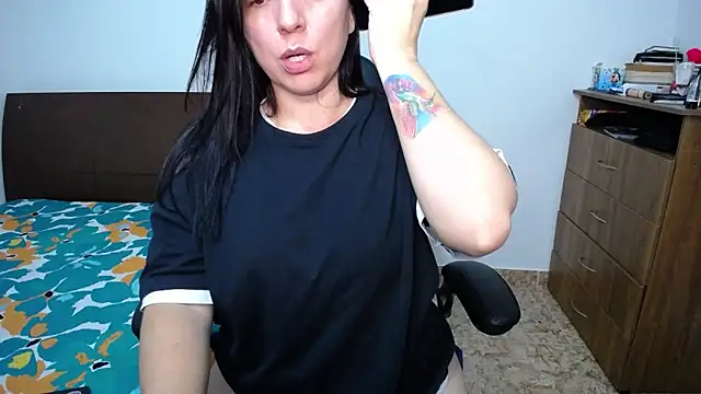 alexa milsf online show from October 22, 2025, 3:07 am