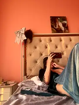 Flossy Vettie online show from November 22, 2025, 1:54 pm