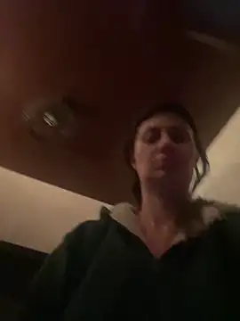 Flossy Vettie online show from February 2, 2026, 11:58 pm