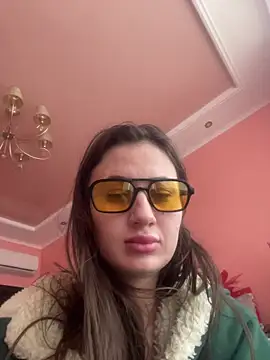 Flossy Vettie online show from February 18, 2026, 9:49 am