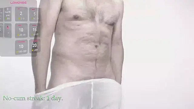 Snapshot of hxmisterh chatting on October 24, 2025, 6:37 pm hxmisterh online show from October 24, 2025, 6:37 pm