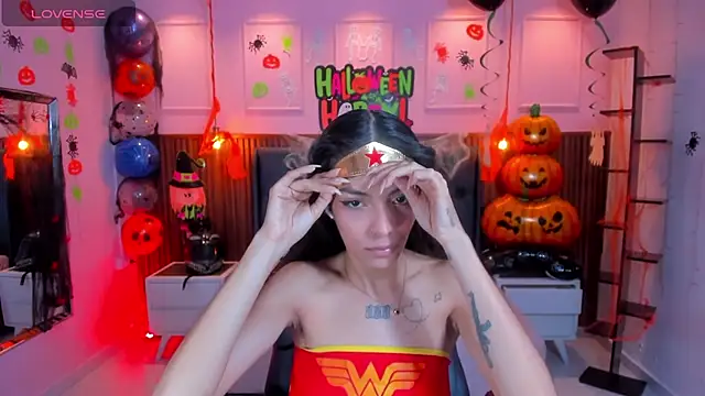 Snapshot of AMELIELEONE chatting on October 15, 2025, 12:16 pm AMELIELEONE online show from October 15, 2025, 12:16 pm