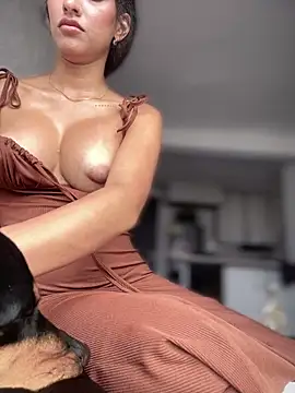 DulceLenns online show from September 20, 2025, 6:31 pm