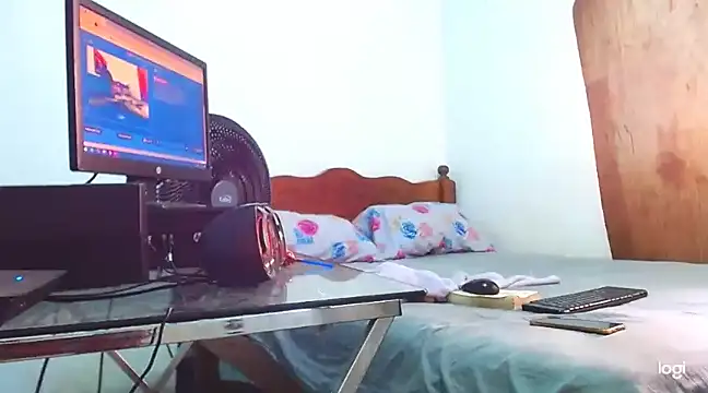 Snapshot of cositarrica_xxx chatting on February 15, 2025, 3:39 pm cositarrica xxx online show from February 15, 2025, 3:39 pm