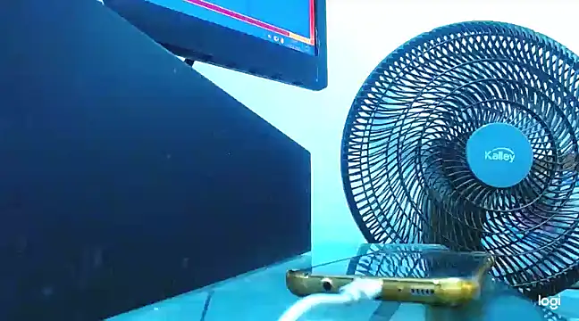 Snapshot of cositarrica_xxx chatting on February 18, 2025, 8:58 pm cositarrica xxx online show from February 18, 2025, 8:58 pm