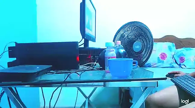 Snapshot of cositarrica_xxx chatting on February 21, 2025, 12:38 am cositarrica xxx online show from February 21, 2025, 12:38 am