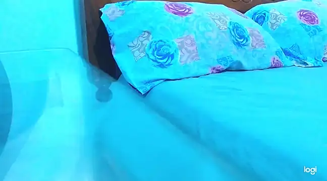 Snapshot of cositarrica_xxx chatting on March 5, 2025, 1:10 am cositarrica xxx online show from March 5, 2025, 1:10 am