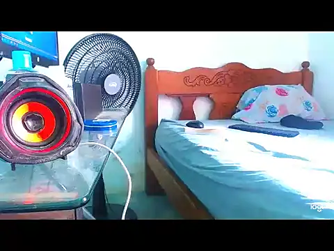 Snapshot of cositarrica_xxx chatting on March 11, 2025, 4:29 pm cositarrica xxx online show from March 11, 2025, 4:29 pm