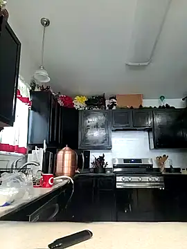 Snapshot of ScarletCallings420 chatting on December 28, 2024, 11:37 pm ScarletCallings420 online show from December 28, 2024, 11:37 pm