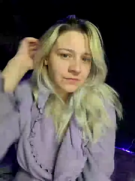 Snapshot of ScarletCallings420 chatting on February 8, 2025, 4:14 pm ScarletCallings420 online show from February 8, 2025, 4:14 pm