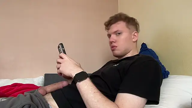 sexybooii6968 online show from October 15, 2025, 8:36 am