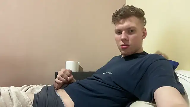 sexybooii6968 online show from February 28, 2026, 9:38 pm