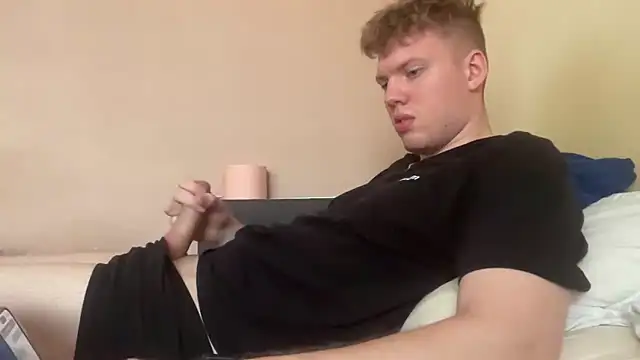 sexybooii6968 online show from May 9, 2026, 11:15 am
