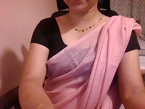 Pinky 4 online show from September 15, 2025, 4:18 pm