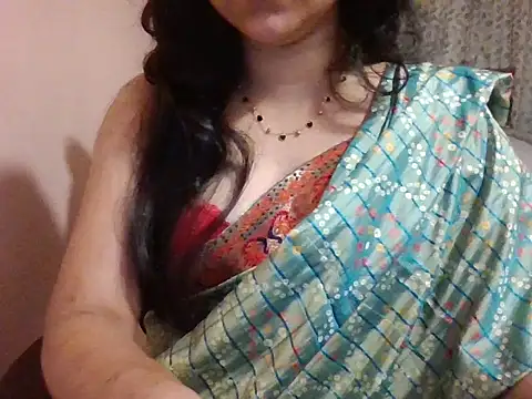 Snapshot of Pinky_4 chatting on October 6, 2025, 6:05 pm Pinky 4 online show from October 6, 2025, 6:05 pm