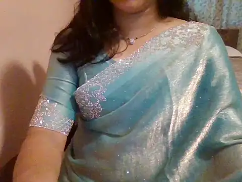 Snapshot of Pinky_4 chatting on October 21, 2025, 2:12 am Pinky 4 online show from October 21, 2025, 2:12 am