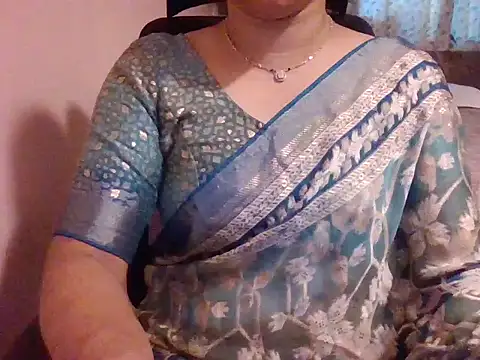 Snapshot of Pinky_4 chatting on October 22, 2025, 3:18 am Pinky 4 online show from October 22, 2025, 3:18 am