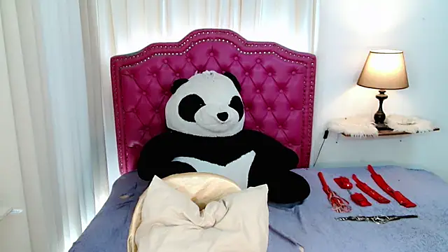 DreamLADYBOY online show from May 3, 2026, 2:23 pm