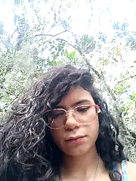 Snapshot of Simone_Miller chatting on February 12, 2025, 1:06 pm Simone Miller online show from February 12, 2025, 1:06 pm