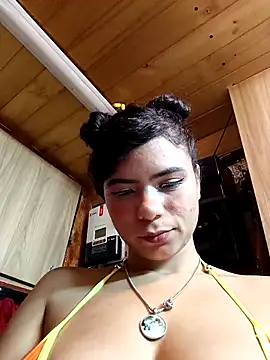 Snapshot of Simone_Miller chatting on February 13, 2025, 10:00 pm Simone Miller online show from February 13, 2025, 10:00 pm