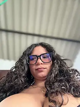 Simone Miller online show from June 8, 2026, 9:15 pm