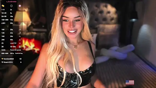 webcumgodess online show from March 29, 2026, 4:56 am