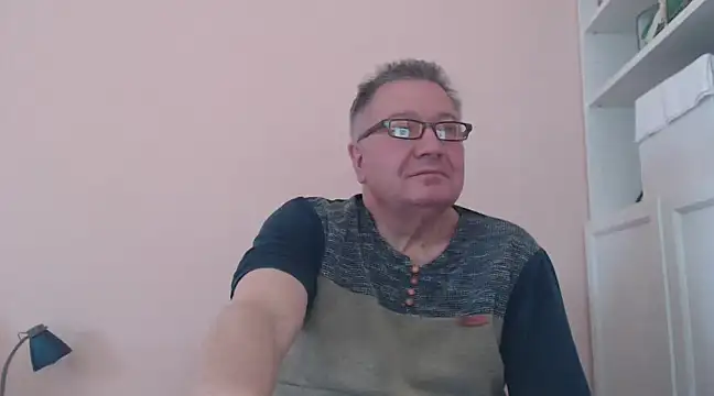 YOU6me online show from December 2, 2024, 9:56 am