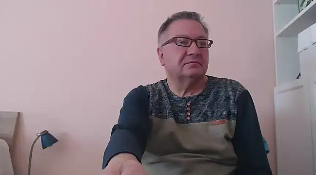 YOU6me online show from December 3, 2024, 9:22 am