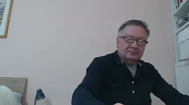 YOU6me online show from December 22, 2024, 2:27 pm