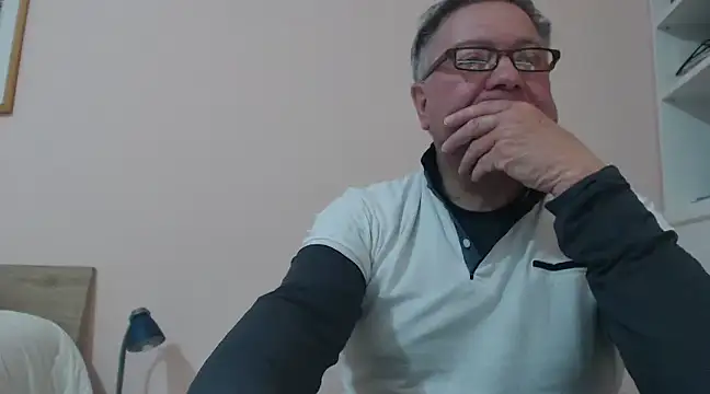 YOU6me online show from December 26, 2024, 6:12 pm
