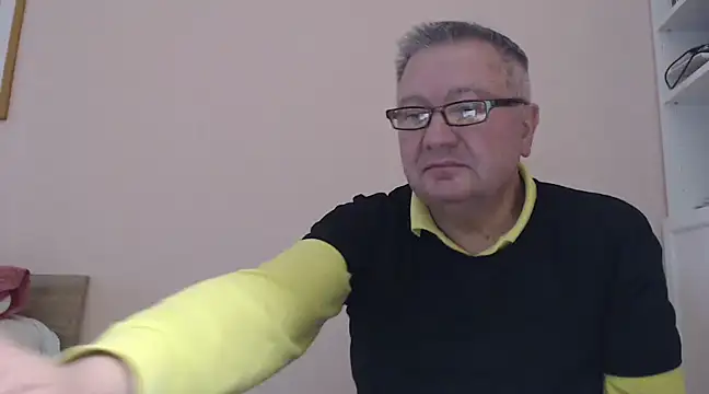 YOU6me online show from January 5, 2025, 3:23 pm