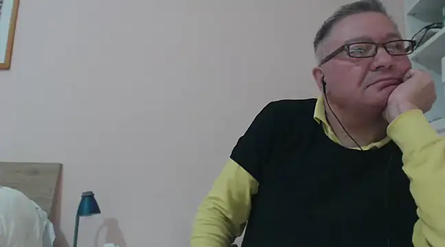 YOU6me online show from January 6, 2025, 5:49 pm