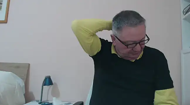 YOU6me online show from January 7, 2025, 6:24 pm
