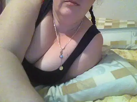 chubbypeach123 online show from February 13, 2025, 11:15 pm