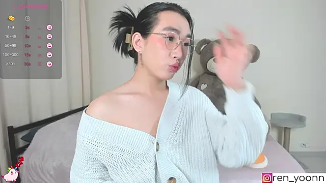 Ren yoon online show from October 12, 2025, 2:43 am