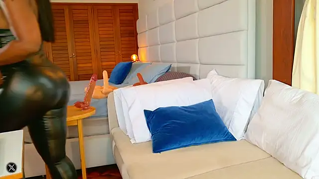 Snapshot of lissetlong69 chatting on October 3, 2025, 7:55 pm lissetlong69 online show from October 3, 2025, 7:55 pm