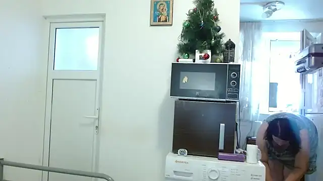 Snapshot of RidemerafSuzana chatting on September 10, 2025, 12:05 pm RidemerafSuzana online show from September 10, 2025, 12:05 pm