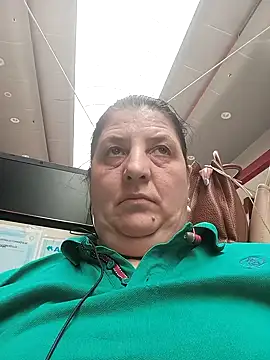 RidemerafSuzana online show from March 23, 2026, 9:46 am