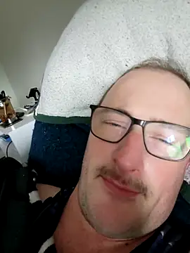 gdawg78 online show from November 21, 2025, 9:24 pm