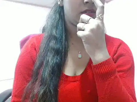 LovingPihu online show from January 18, 2025, 12:15 pm